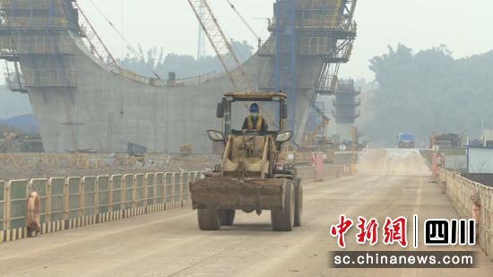 施工現(xiàn)場。朱安康攝