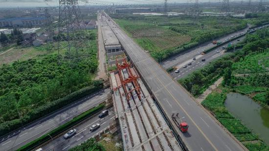 大葉公路S2跨線(xiàn)橋近景